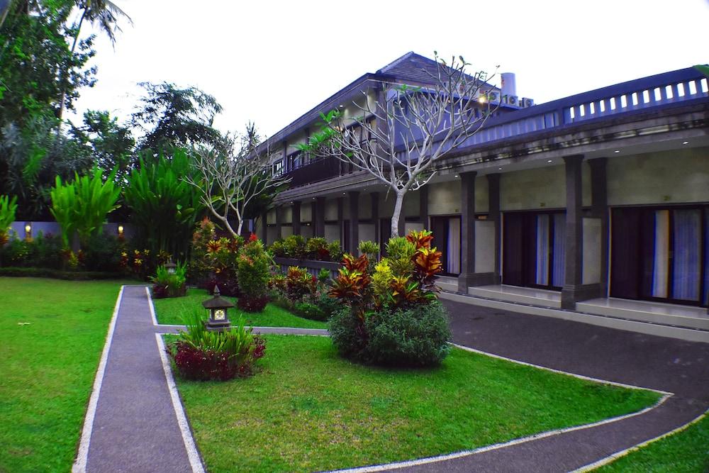 Purnama Hotel Ubud  Exterior photo